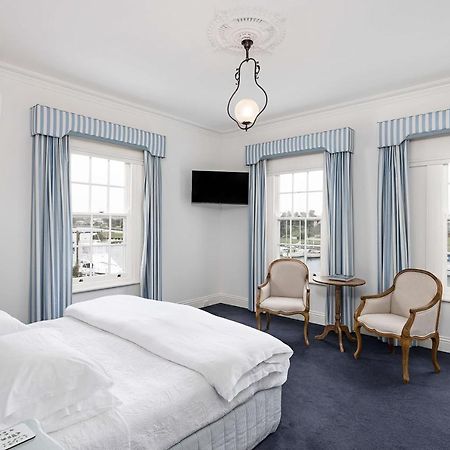 Oscars Waterfront Boutique Hotel Port Fairy Bagian luar foto