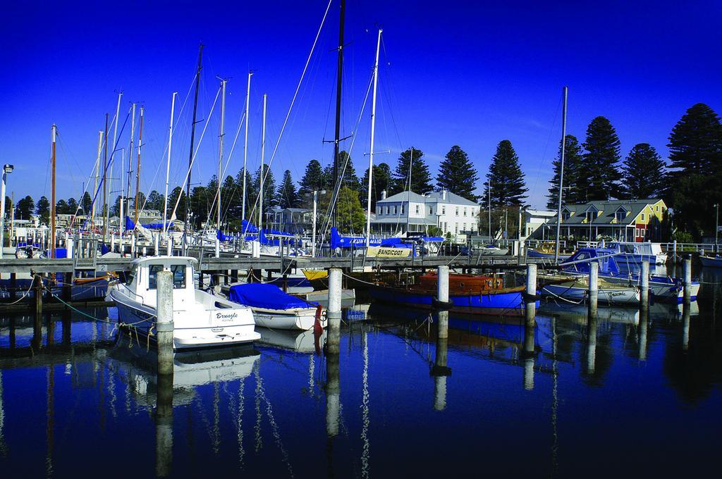 Oscars Waterfront Boutique Hotel Port Fairy Bagian luar foto