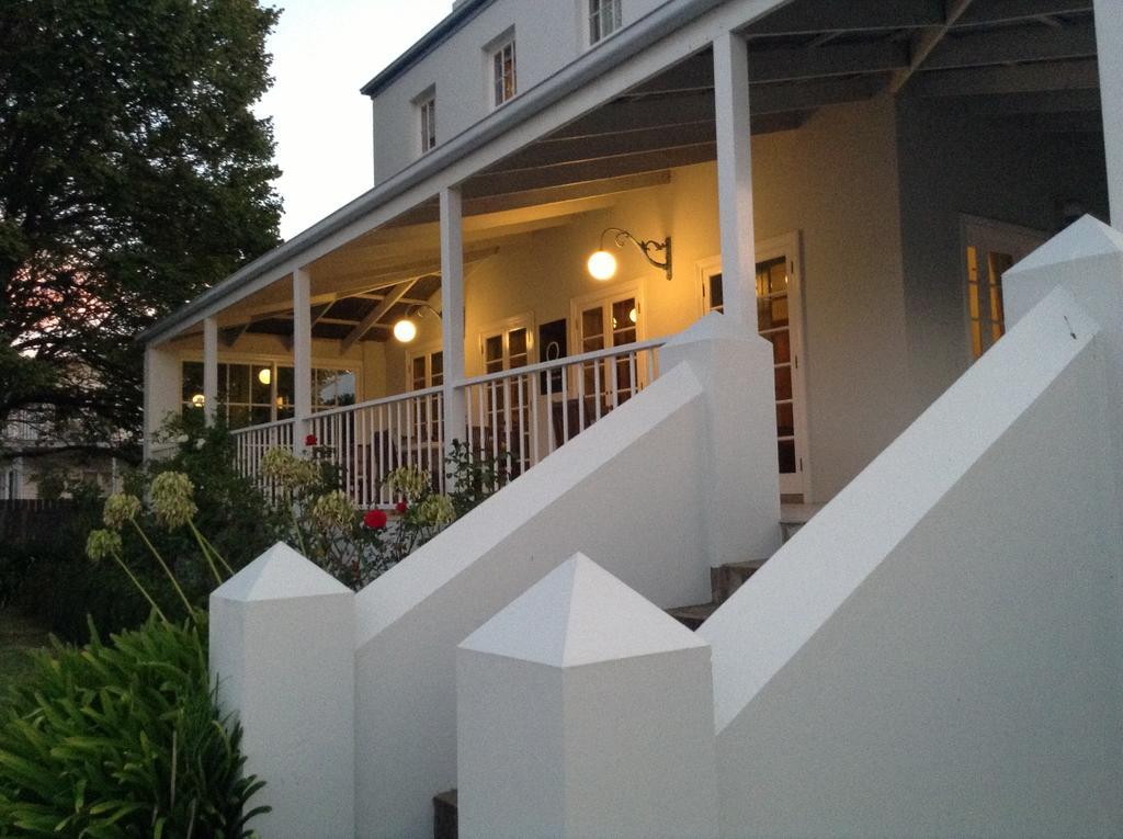 Oscars Waterfront Boutique Hotel Port Fairy Bagian luar foto