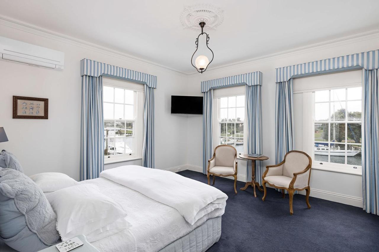 Oscars Waterfront Boutique Hotel Port Fairy Bagian luar foto